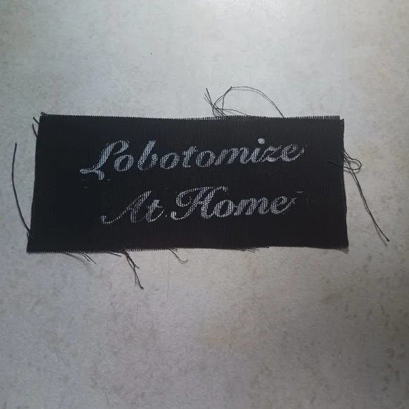 Cloth patch - Picture 2 of 2